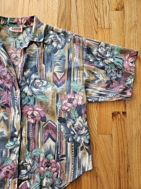 Floral Short-Sleeve Button-Down Shirt - Multi Floral Print